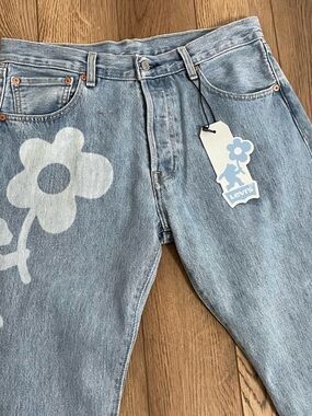 Levis‎ x Naomi Osaka ‘93 Medium Wash Denim Jeans Straight Leg NEW Women’s 29